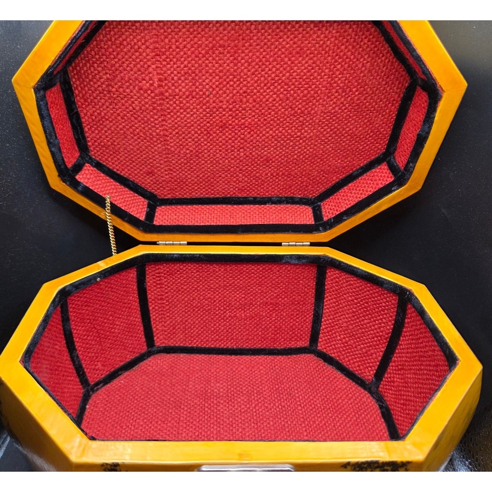 Vintage Yellow Wooden Jewelry Organizer Box with Historic Print - Picture 4 of 10